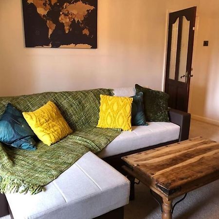 סנדרלנד Lovely One-Bed Condo With Free Parking On Premises מראה חיצוני תמונה